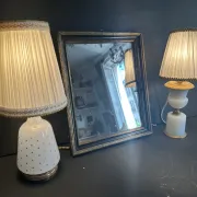 Lampe XIXe en opaline blanche et métal doré