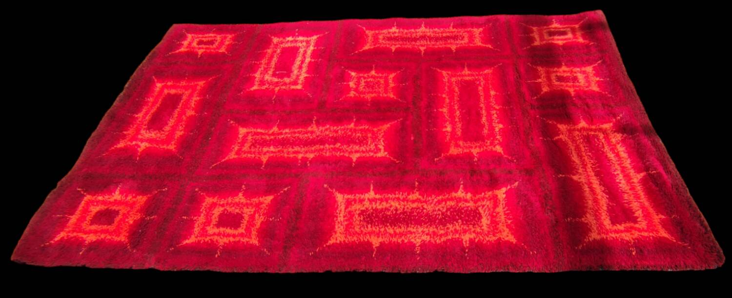 Large Vintage 1970s Pure Virgin Wool Rug