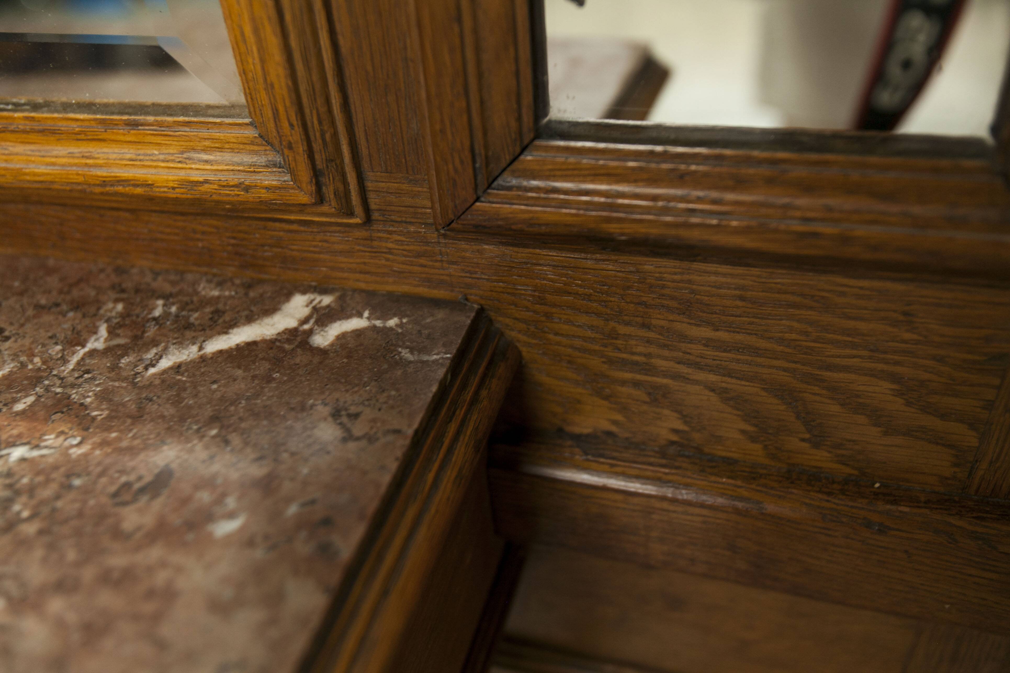Napoleon III wardrobe in walnut, late 19th century, 3 mirrors, marble.
