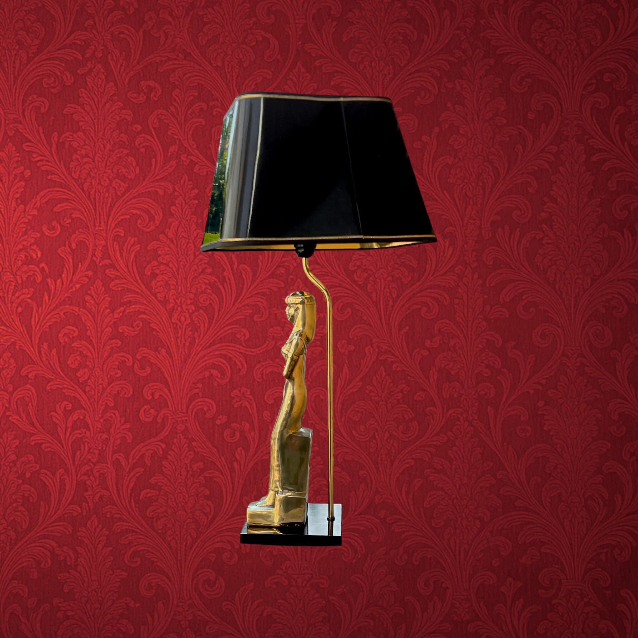 Massive table lamp of Egyptian woman in gilded metal – 1970s-1980s
