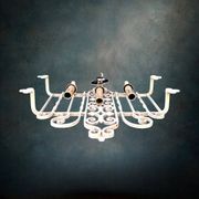 Ancienne applique triple en fer forgé blanc fleur de lys, années 50-60