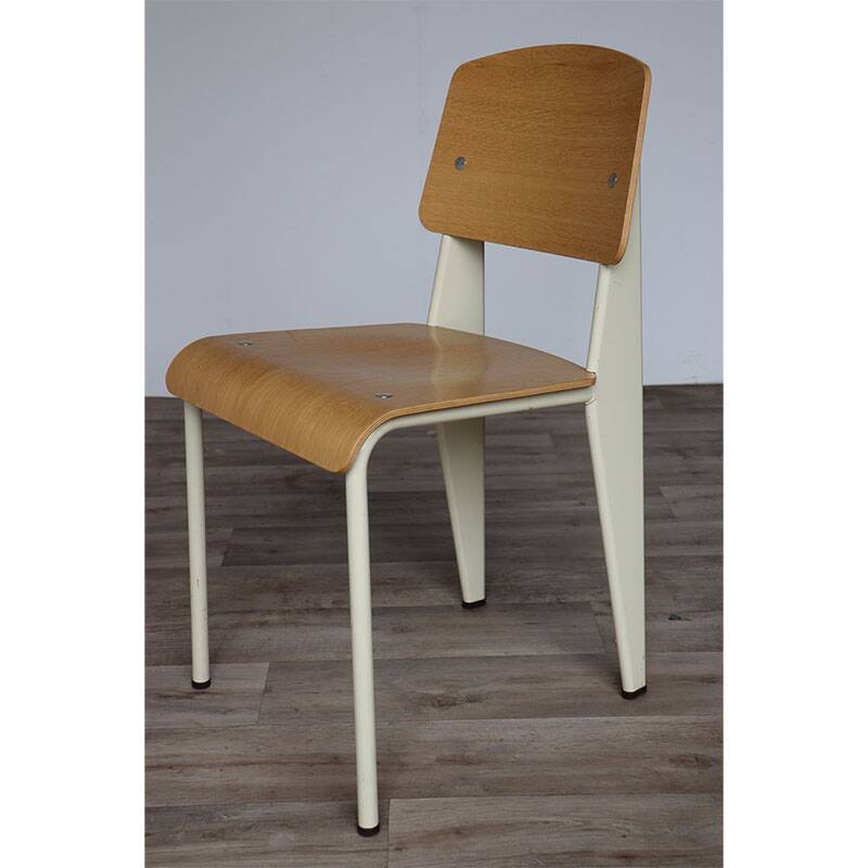 “Standard” chair by Jean Prouvé edition Vitra