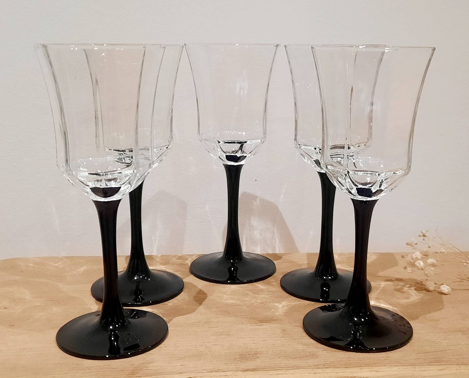 Black Luminarc stemmed glass