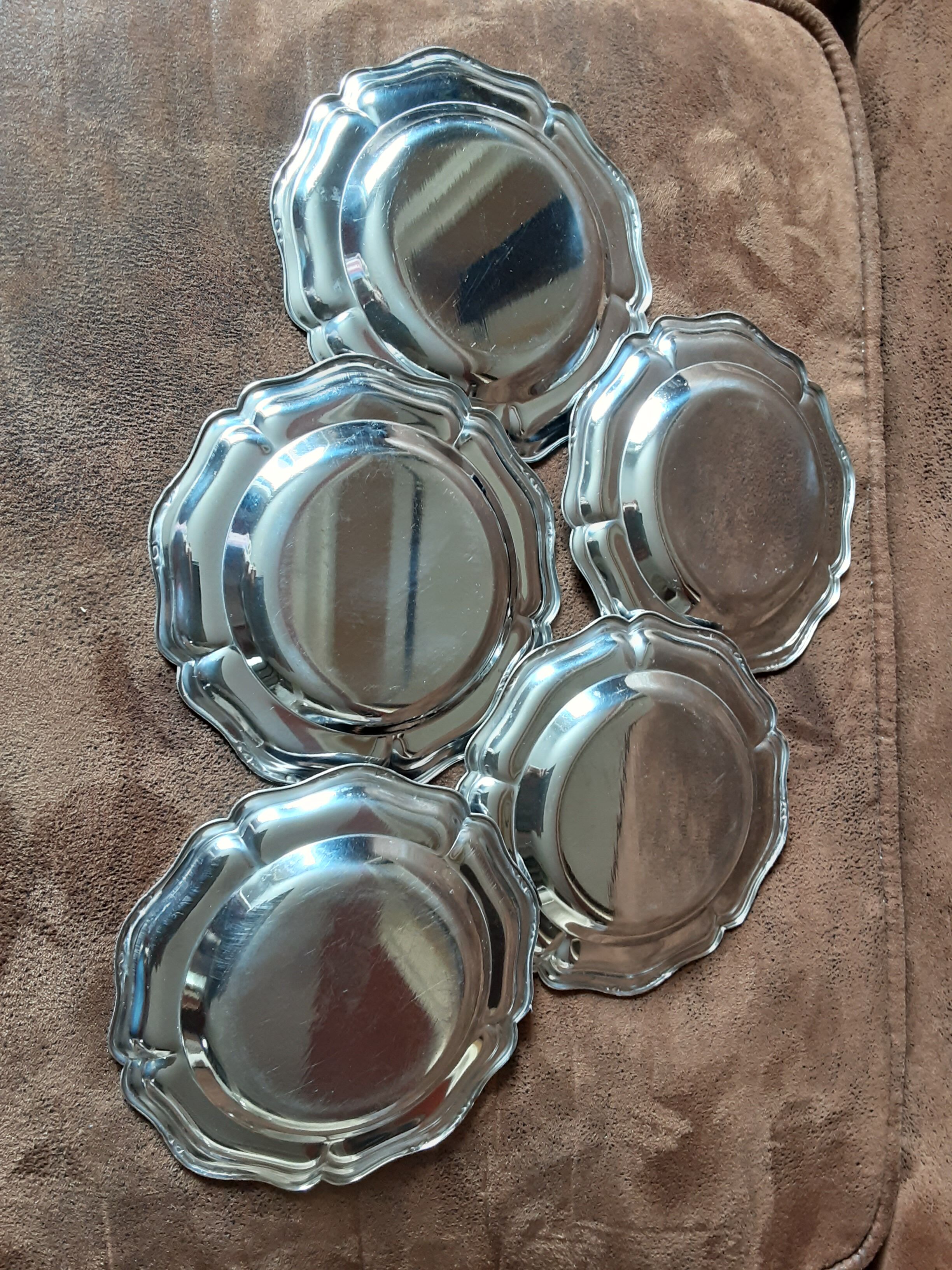 Set of 5 metal coasters