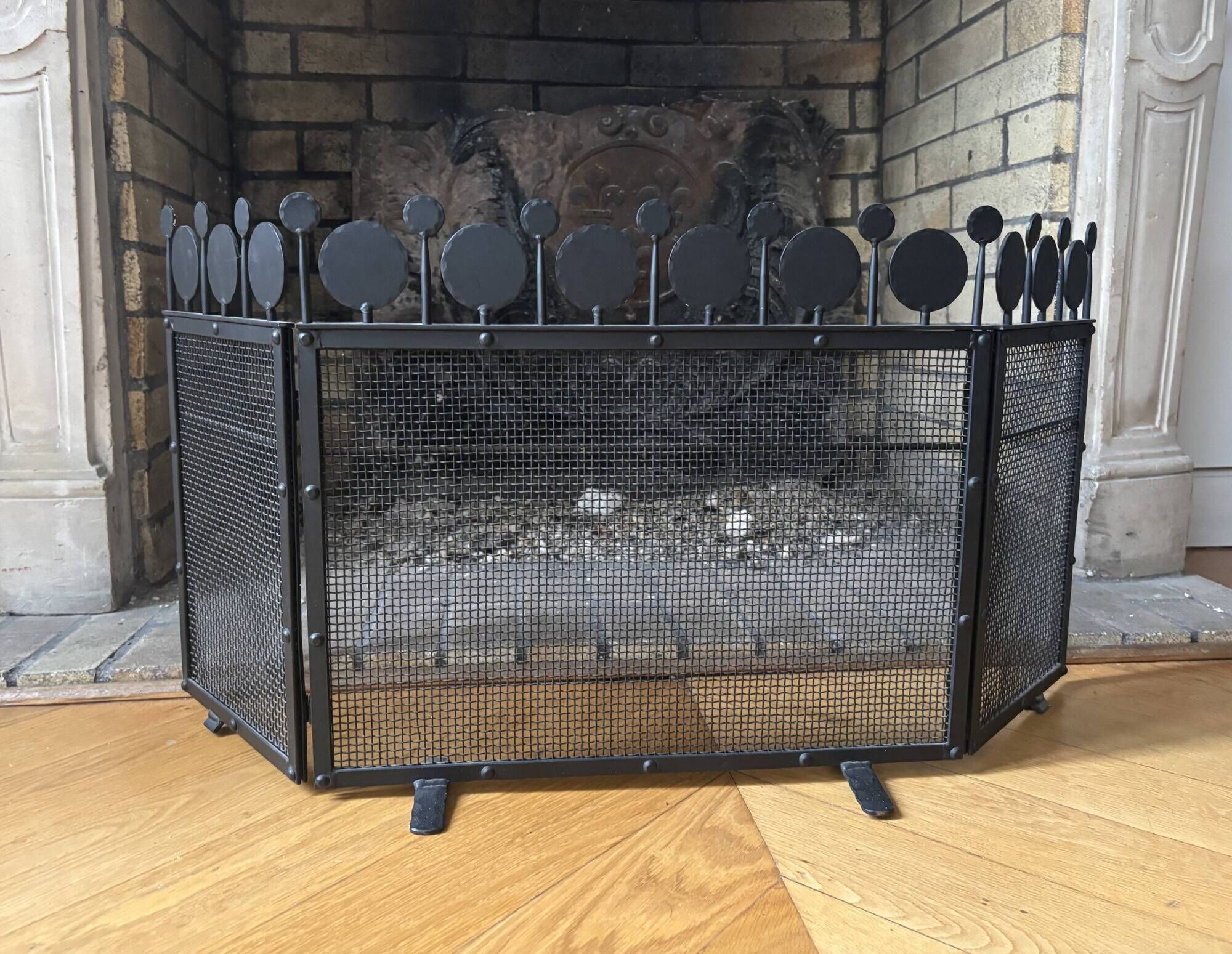 Fire screen - Bertil Vallien for Boda 1960 Lacquered metal black 86cm