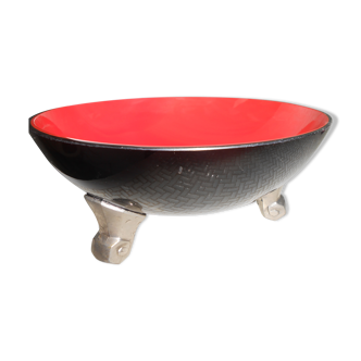 Red dish