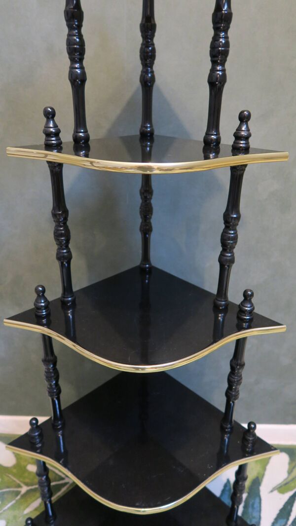 Etagere dangle, a deux faces