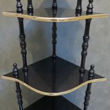 Hanging shelf, with two sides.