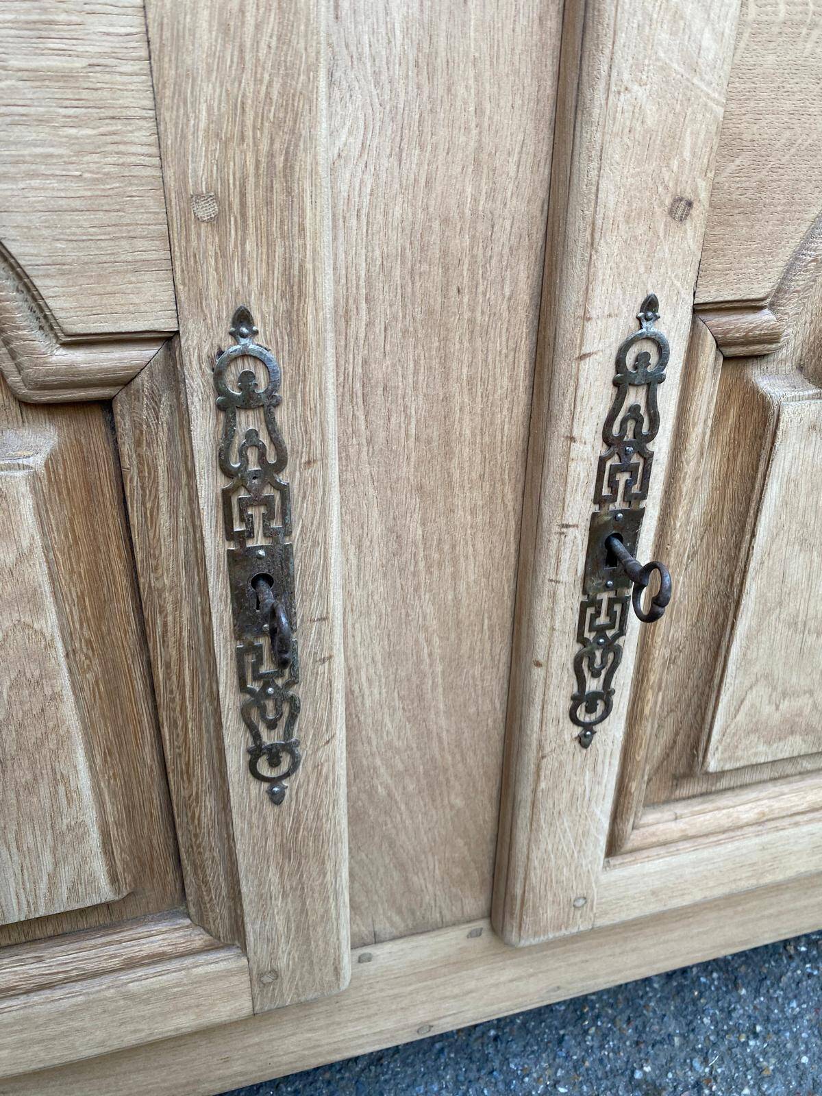 Stripped oak enfilade from 1950, 232cm.