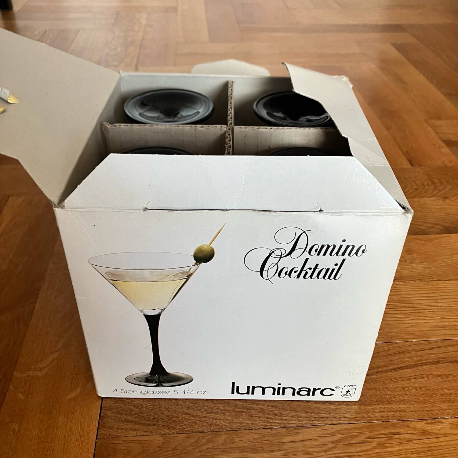 4 black Luminarc martini glasses