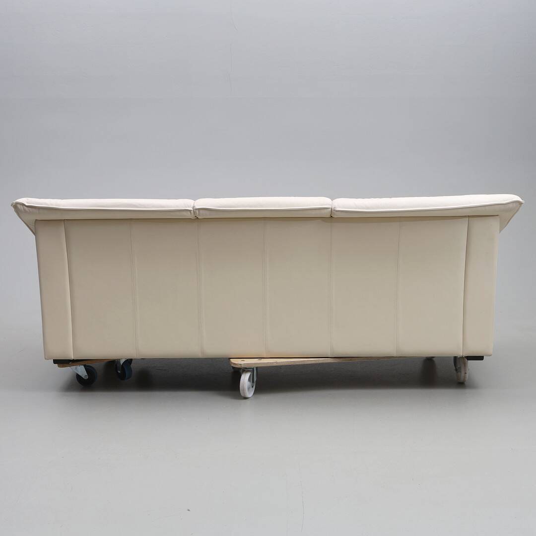 Vintage 2-Piece Leather Sofa Set — 2-Seater + 3-Seater — Second Half of the