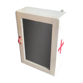 Medicine cabinet
