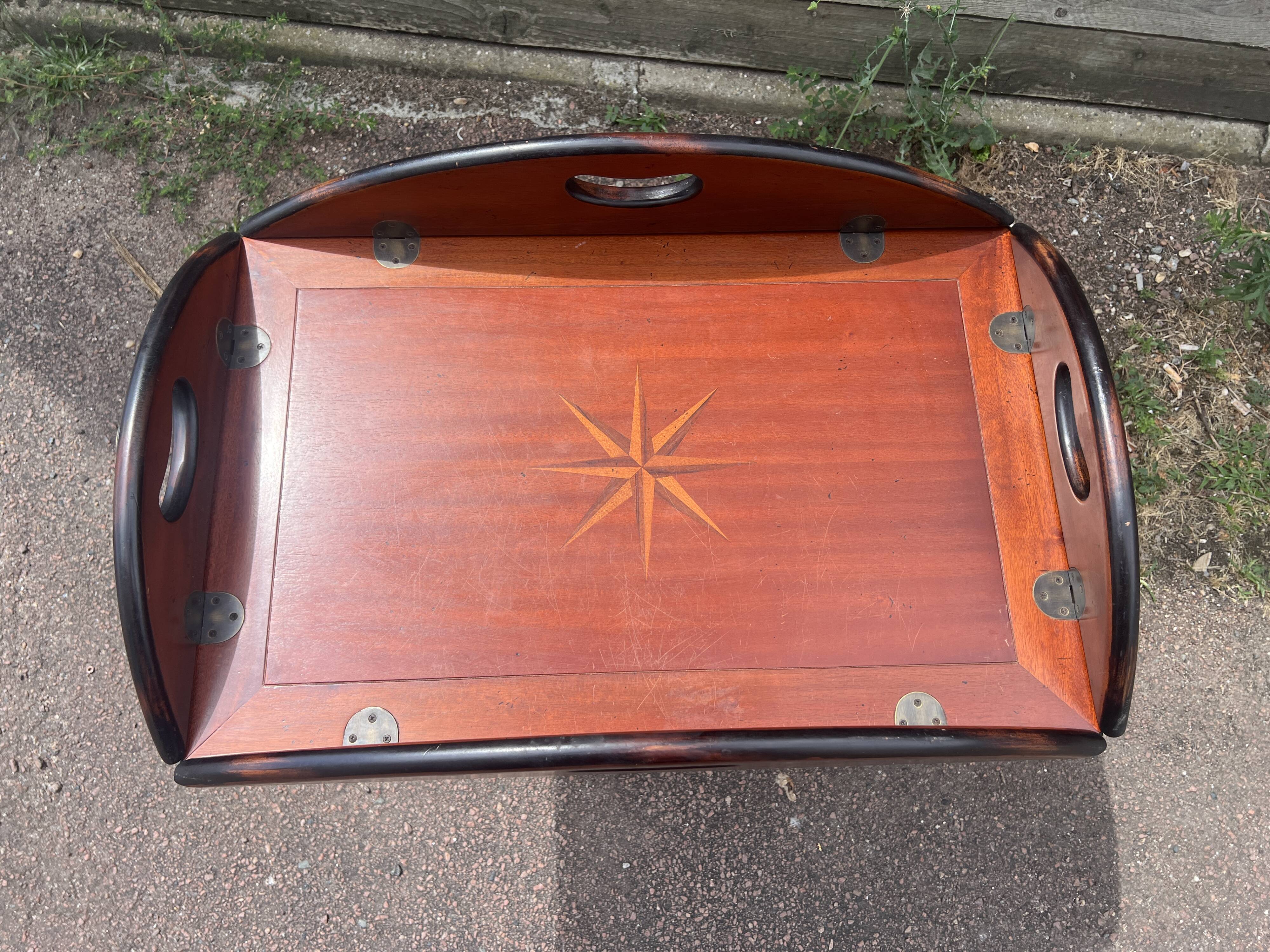 Table basse marine