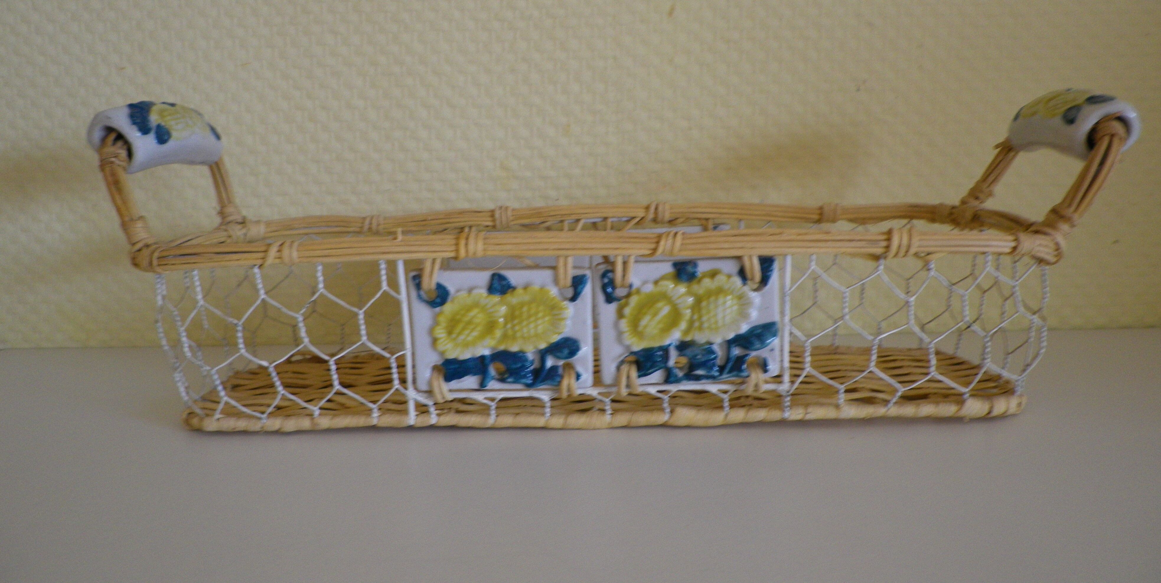 Bread basket, wicker and porcelain fruit - 1970s