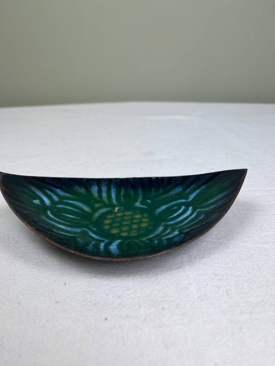 Enameled copper pocket emptier