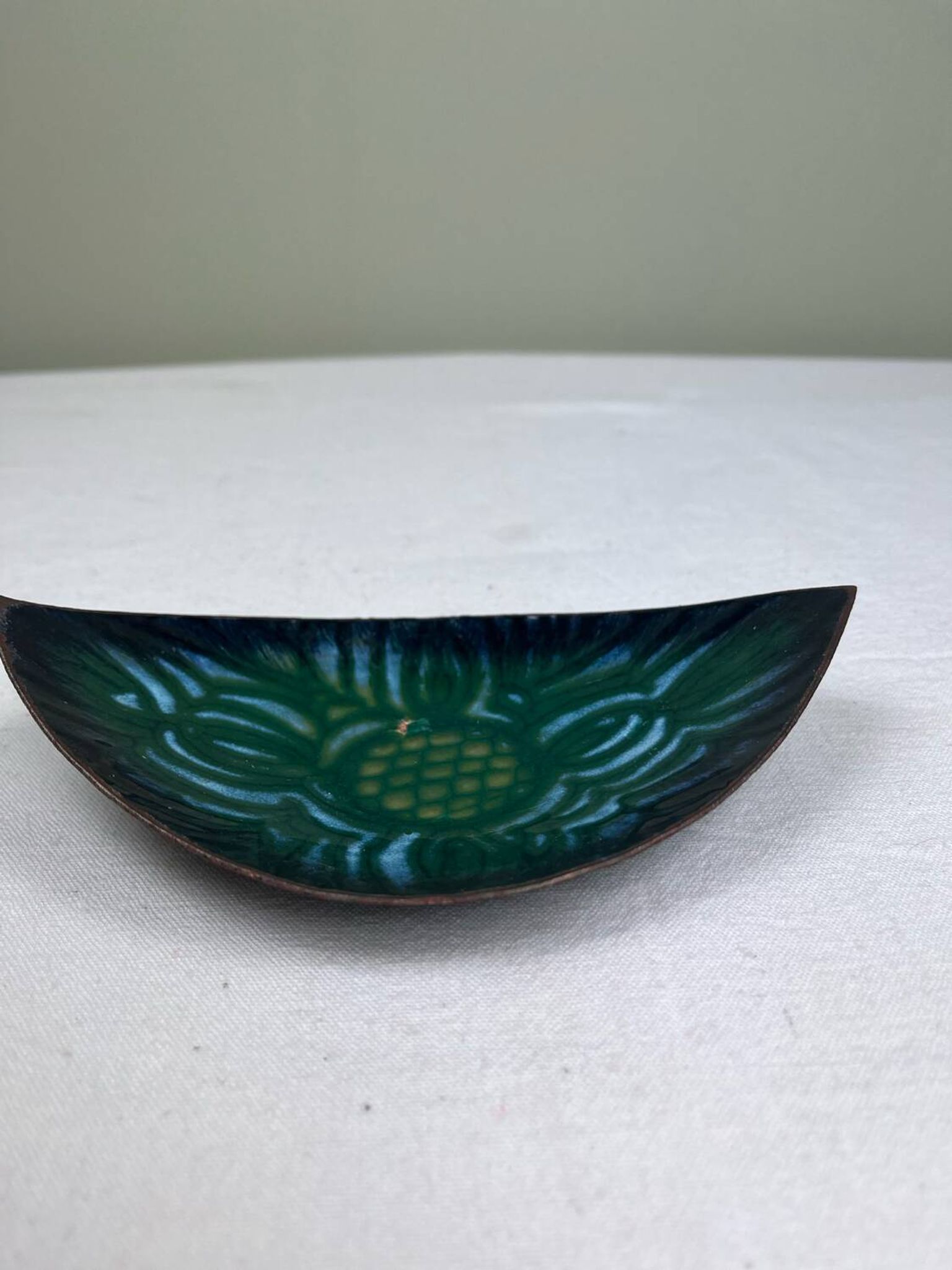 Enameled copper pocket emptier
