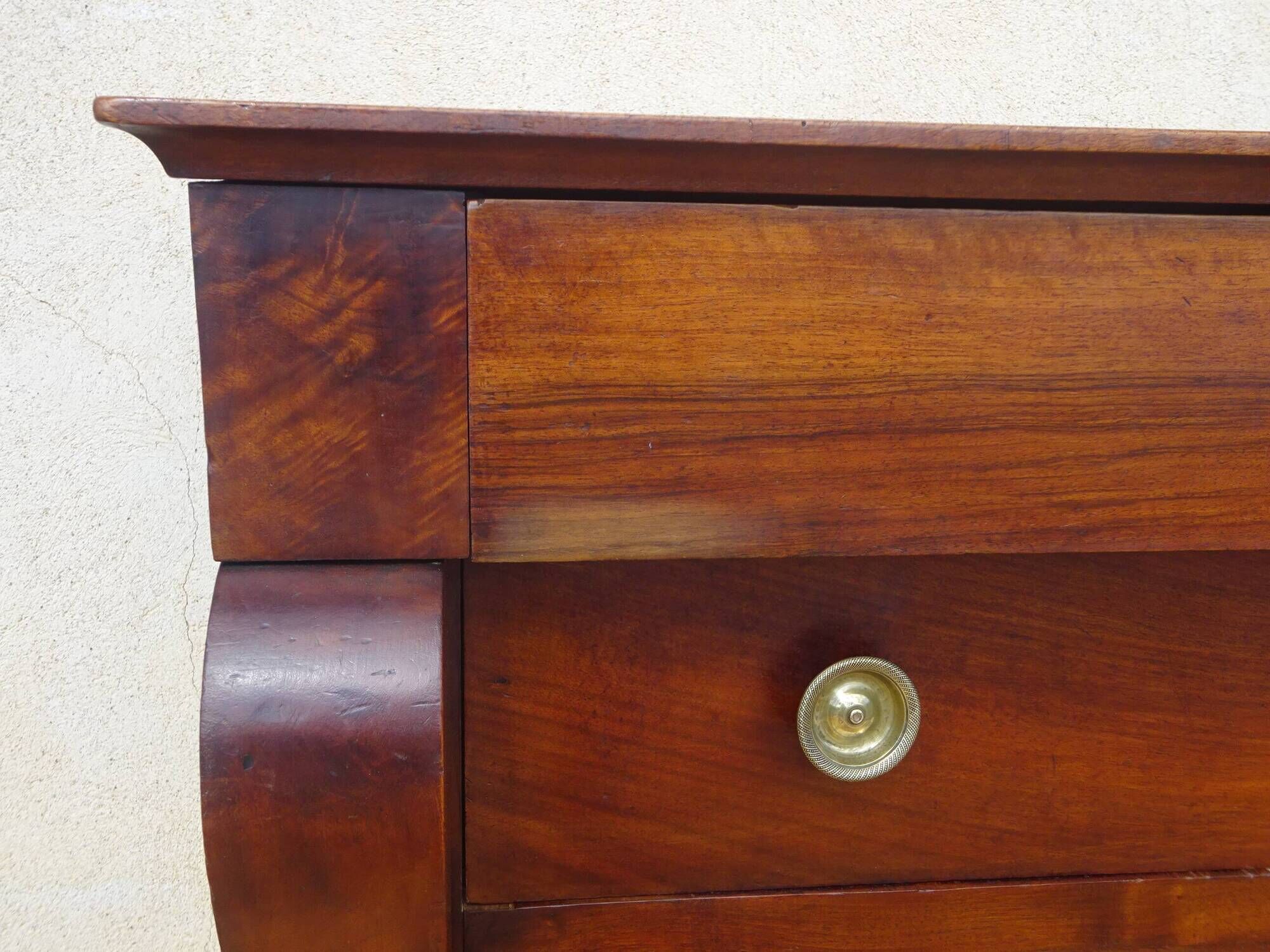 Antique chest of drawers with cross motifs, made entirely of solid walnut.