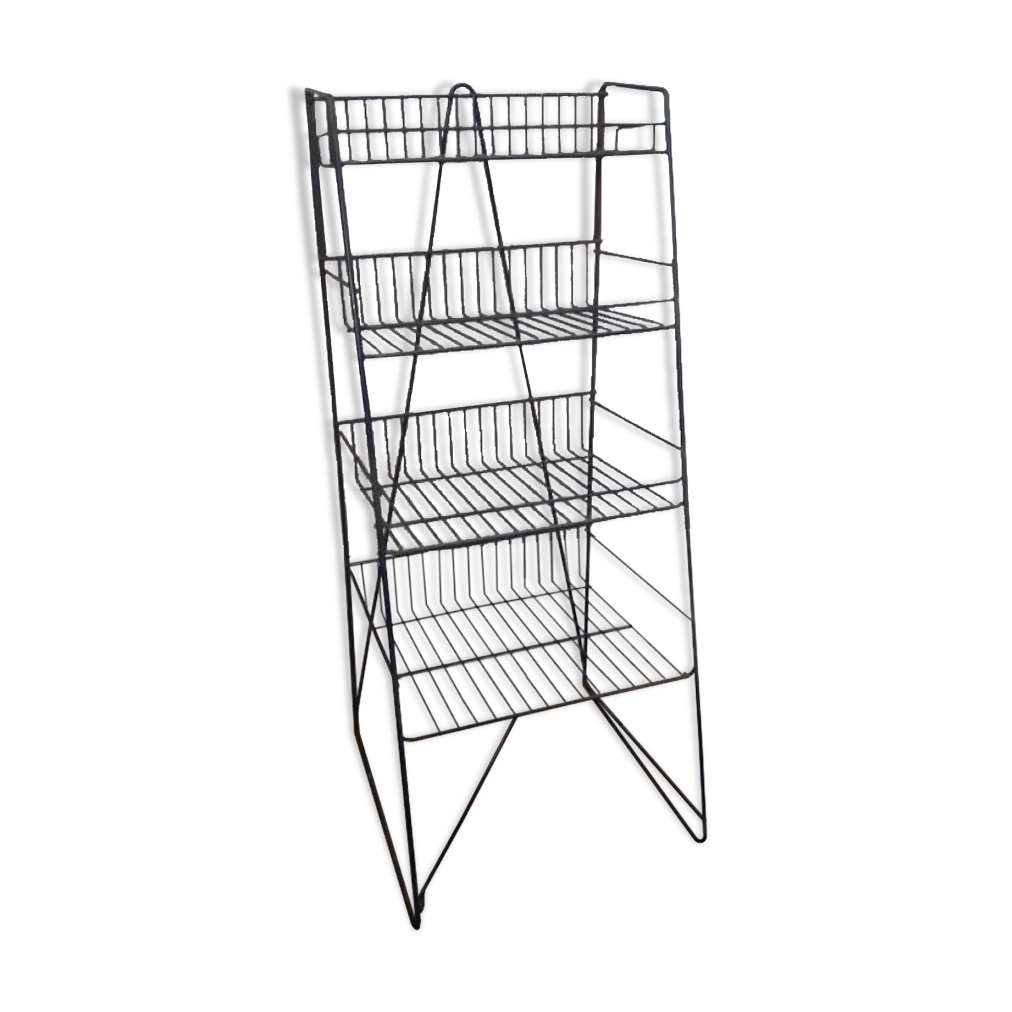 Display metal store shelves