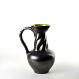Echlinger pitcher
