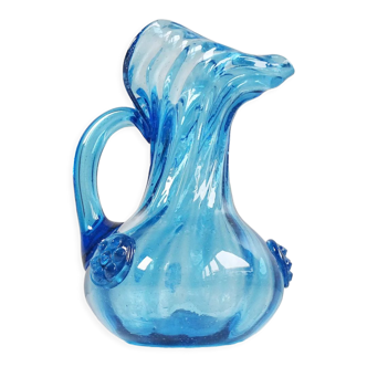 Vase en verre bleu