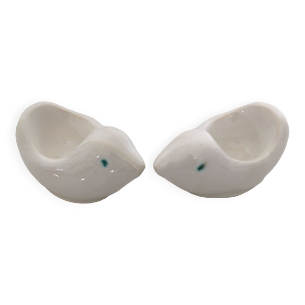Paire de coquetiers oiseaux