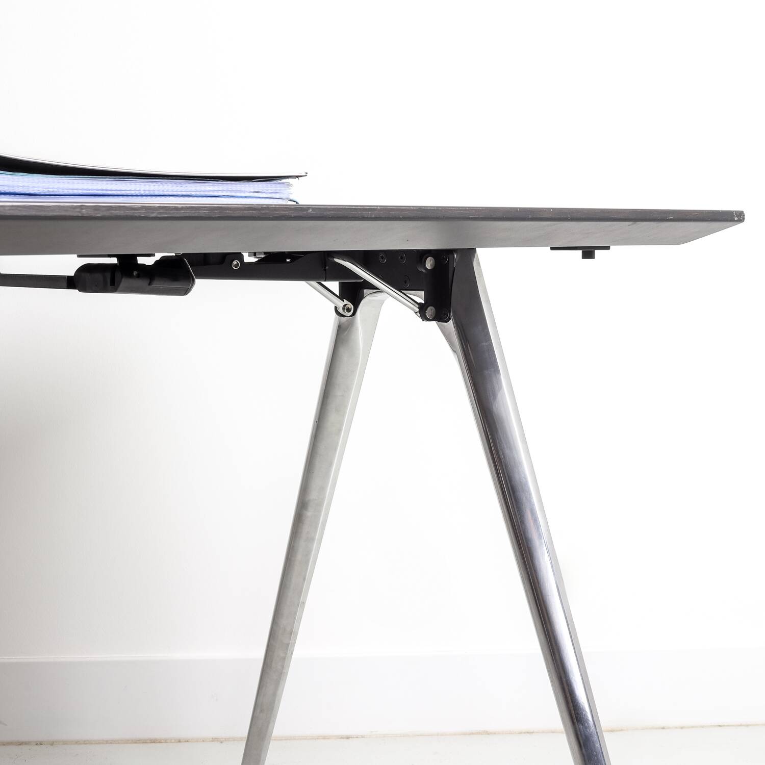 Arro Brunner Group Extendable Desk