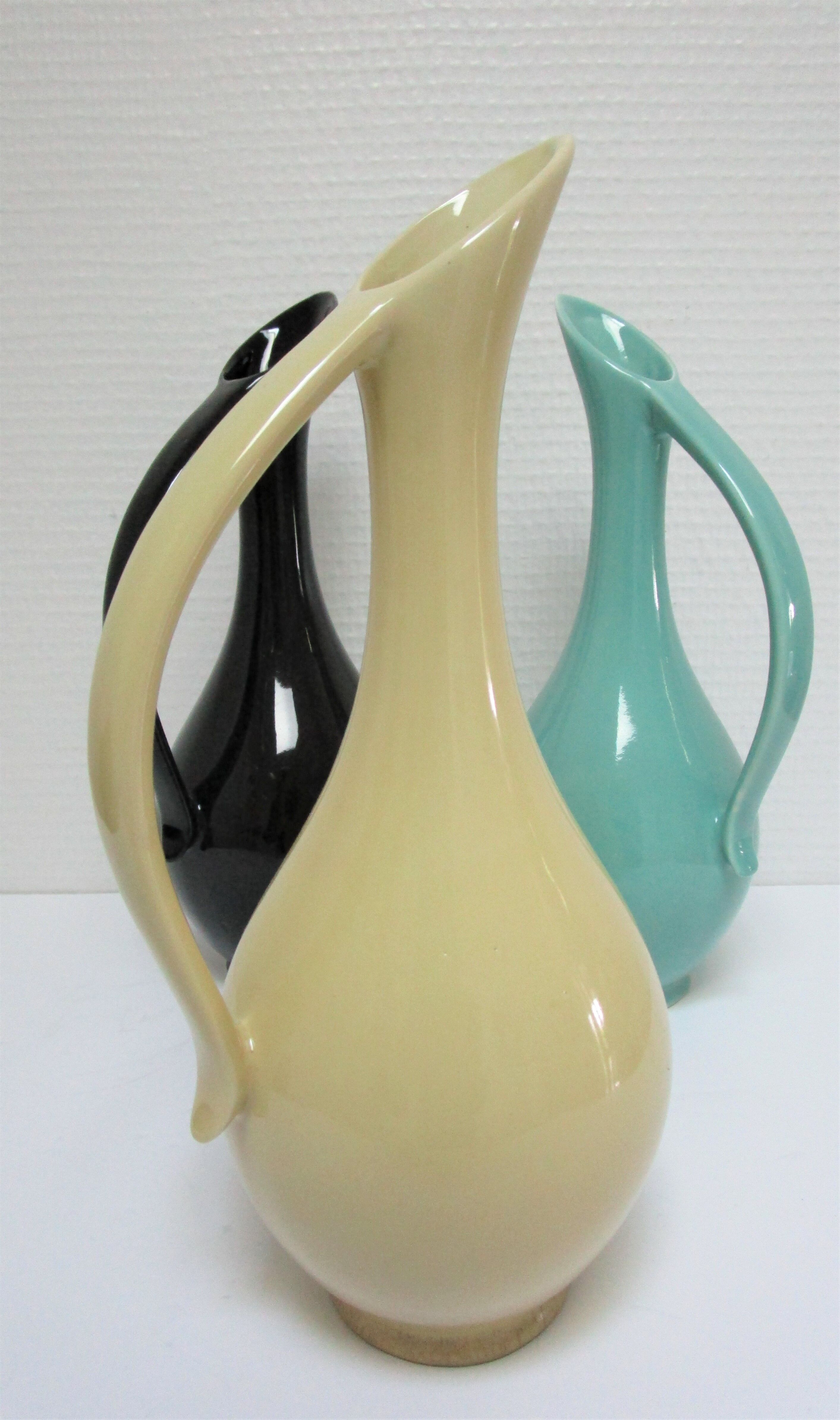 Three ceramic enamels design 60s soliflores black yellow green