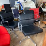 Fauteuil Softpad EA 208 de Charles et Ray Eames édition Vitra