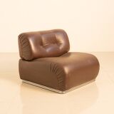 Pair of brown leather low chairs by Europoltrona 70's