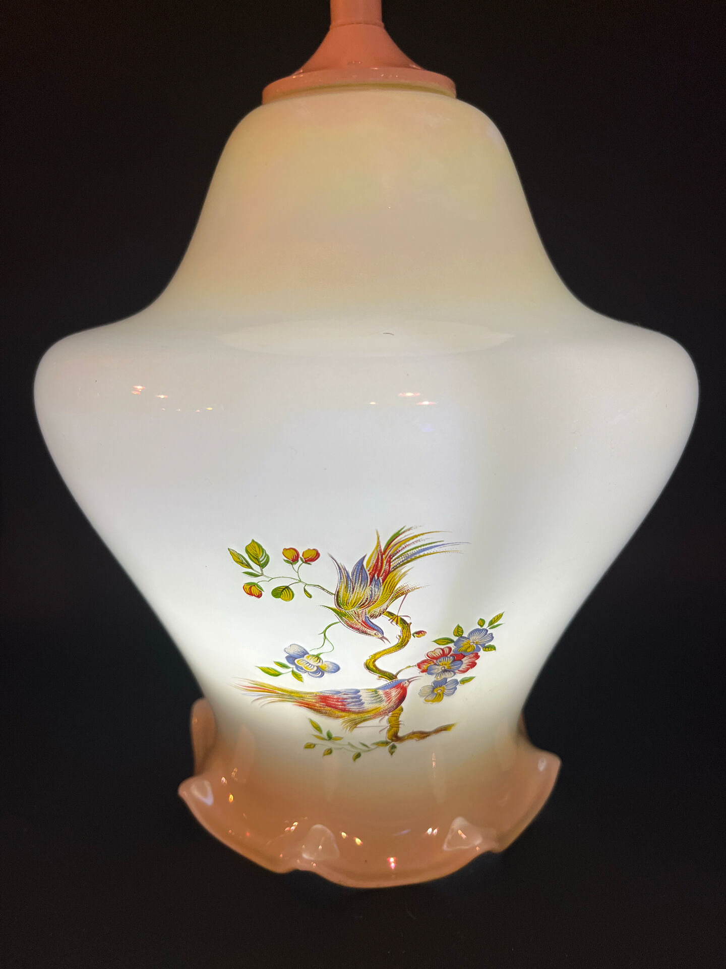 New vintage suspension in iridescent opaline – Attributed to Vianne
