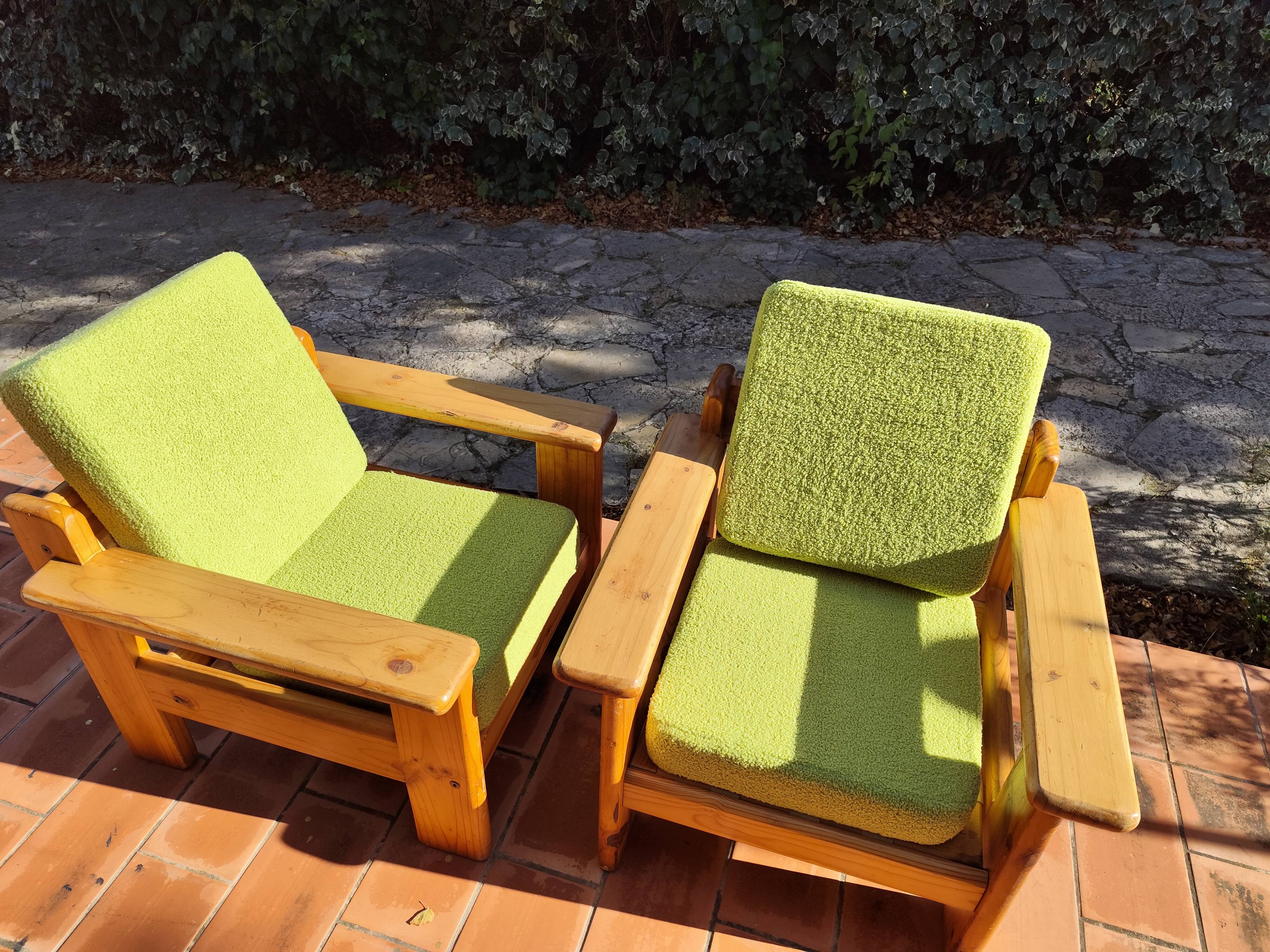 Pair of vintage brutalist lounge chairs in solid pine, 1980s DLG Regain