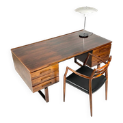 Danish Modern ( Mid-Century ) desk by Torben Valeur for DYRLUND, 1960s