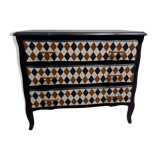 Patterned chest of drawers