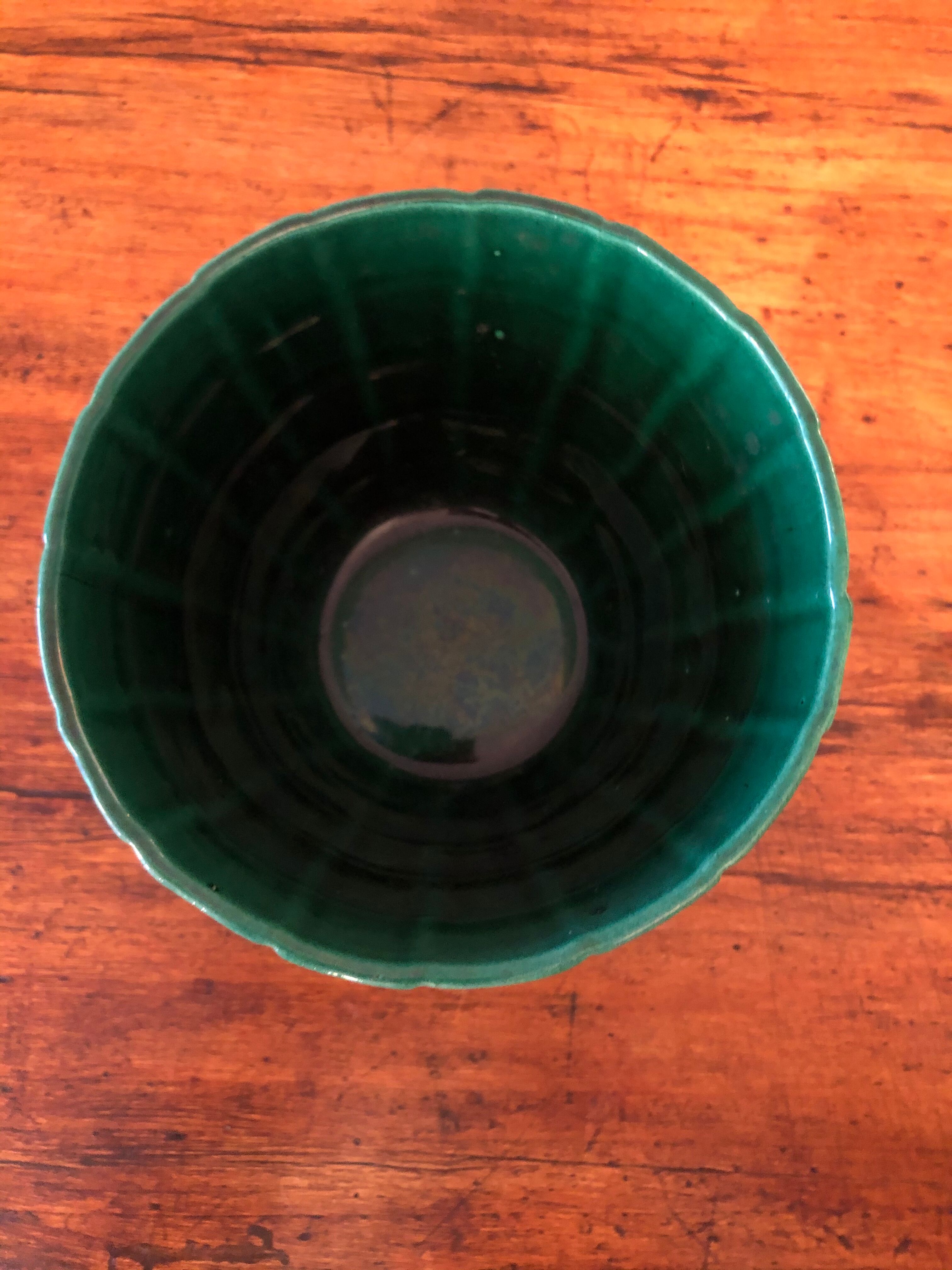 St Clement's ceramic pot cache