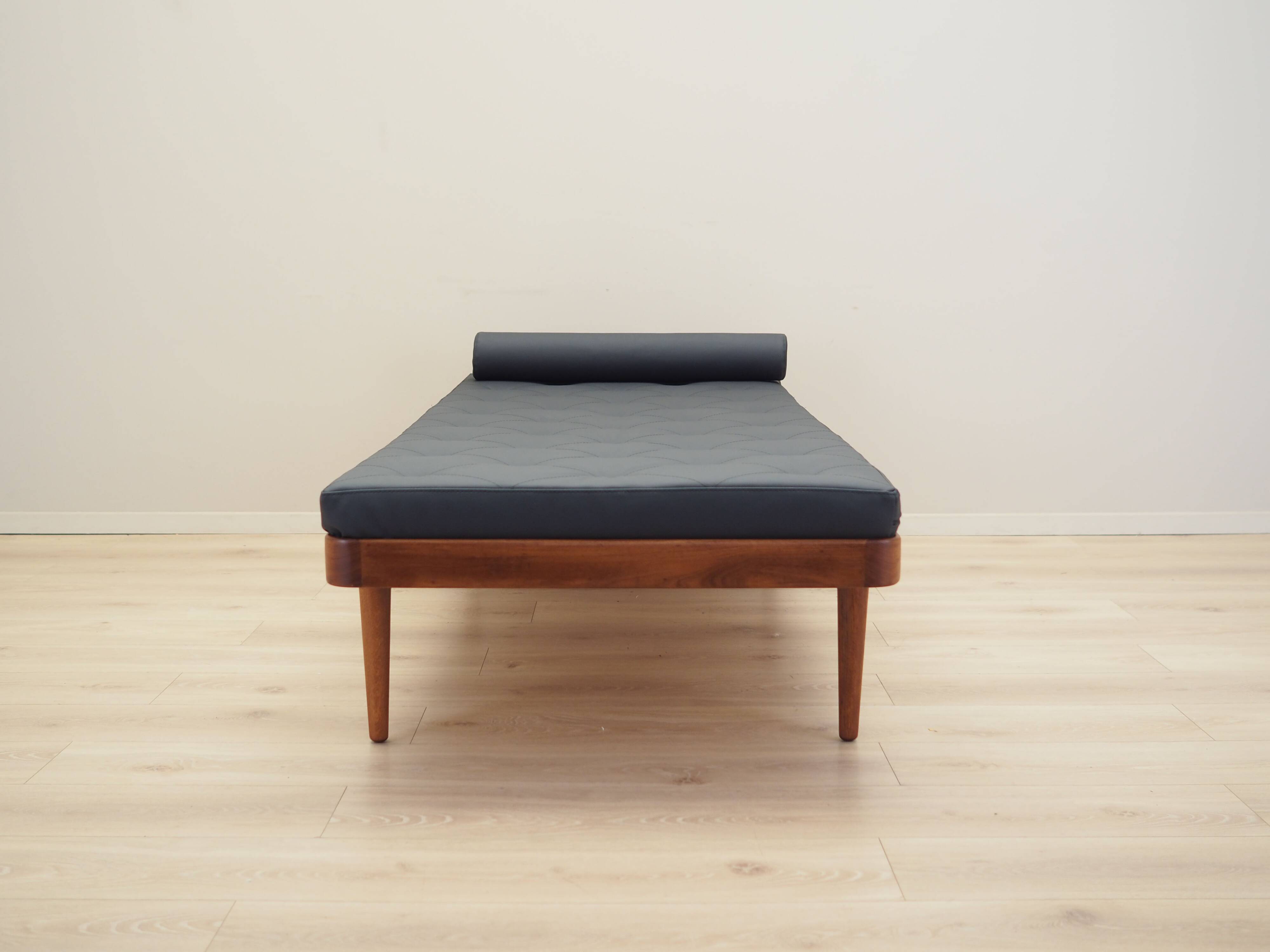 Teak daybed, Danish design, 1970s, production: Denmark
