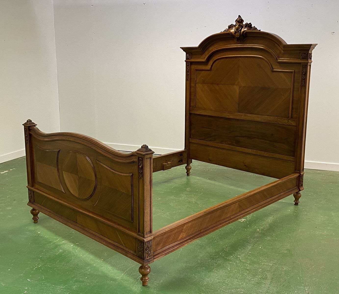 Walnut bed early 20th century