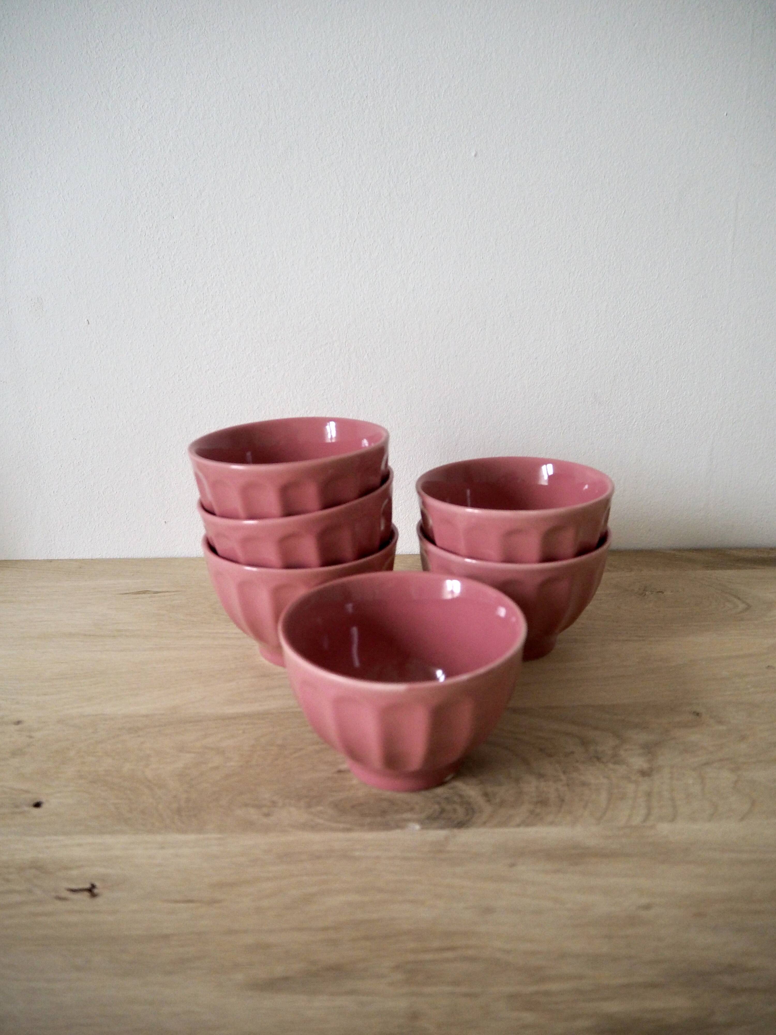 6 small pink bowls