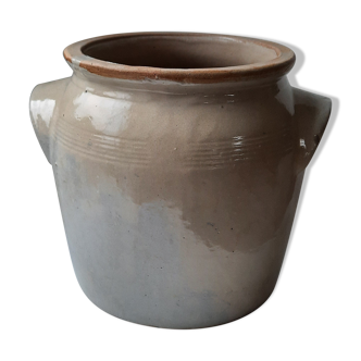Varnished gre pot