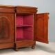 Victorian buffet in mahogany with 3 drawers, Italy, 19th century.
