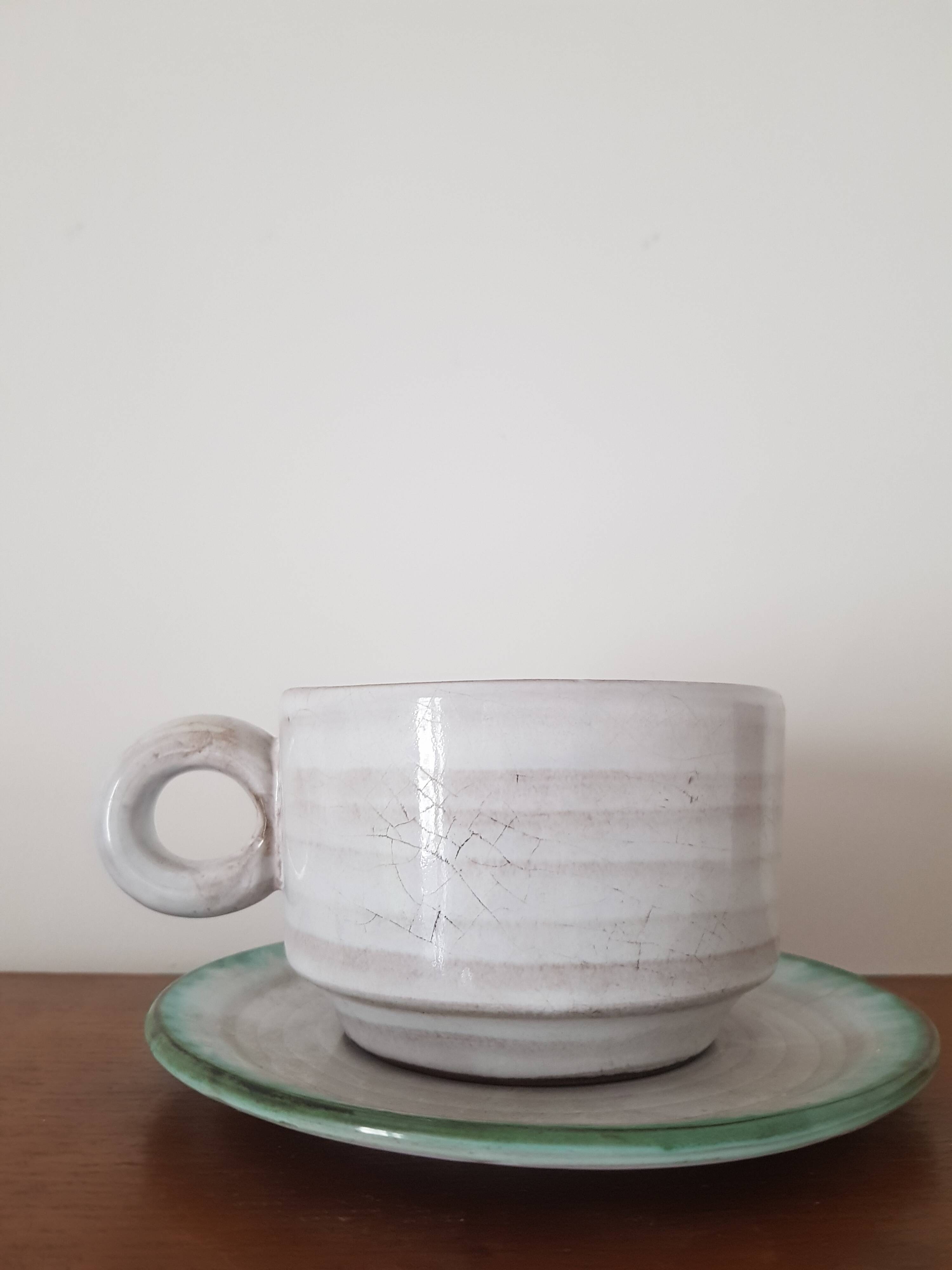 Tasse et soucoupe motif chardon