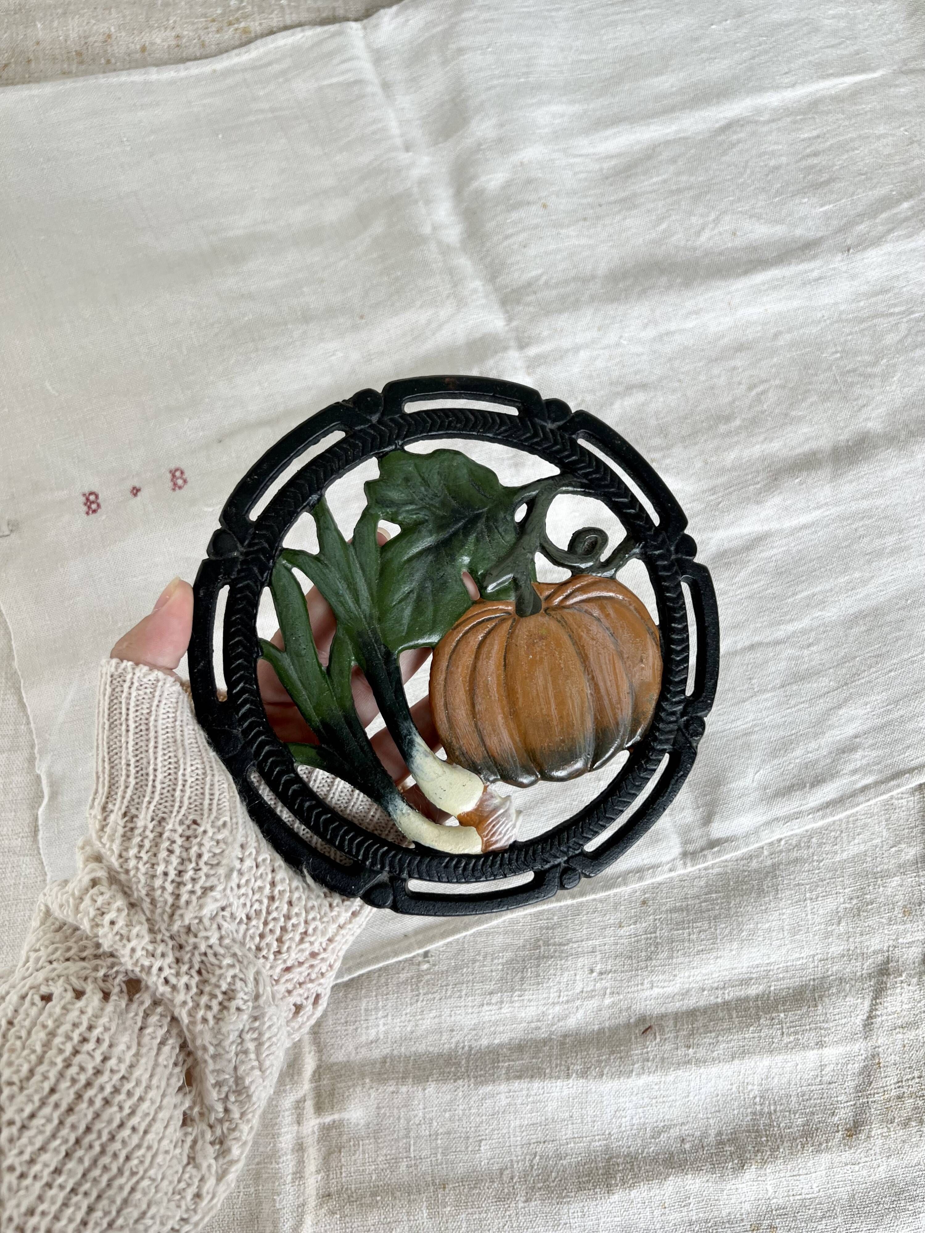Cast iron trivet