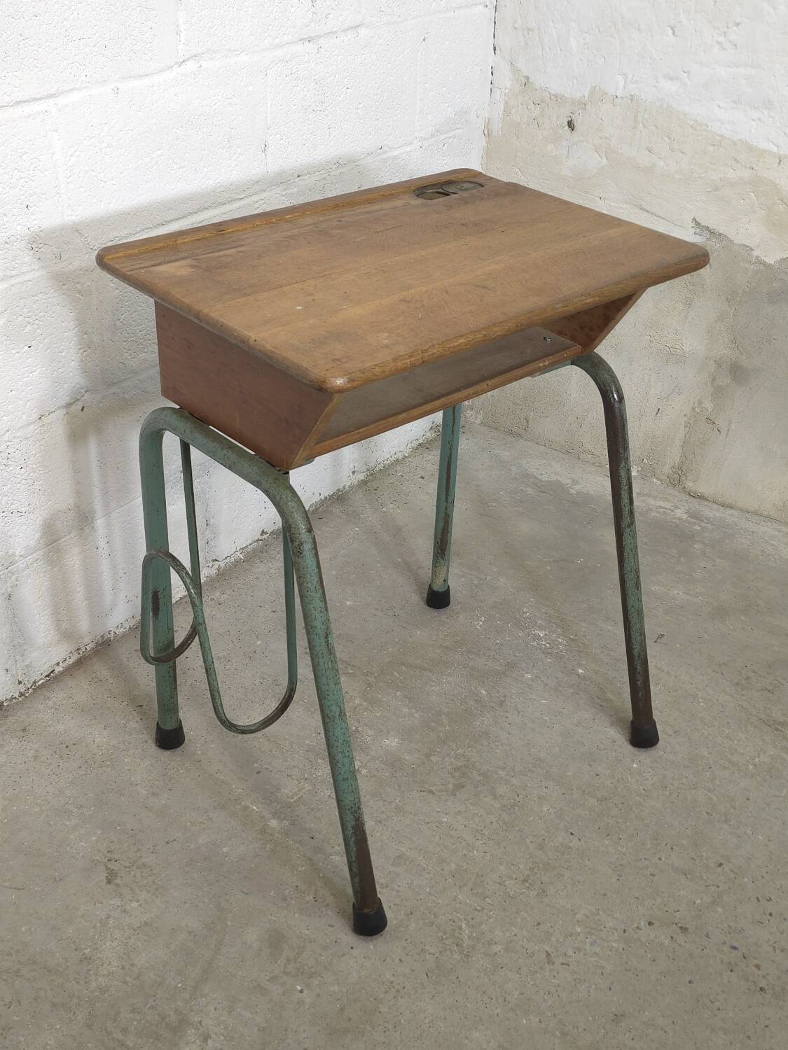 Delagrave school desk Paris