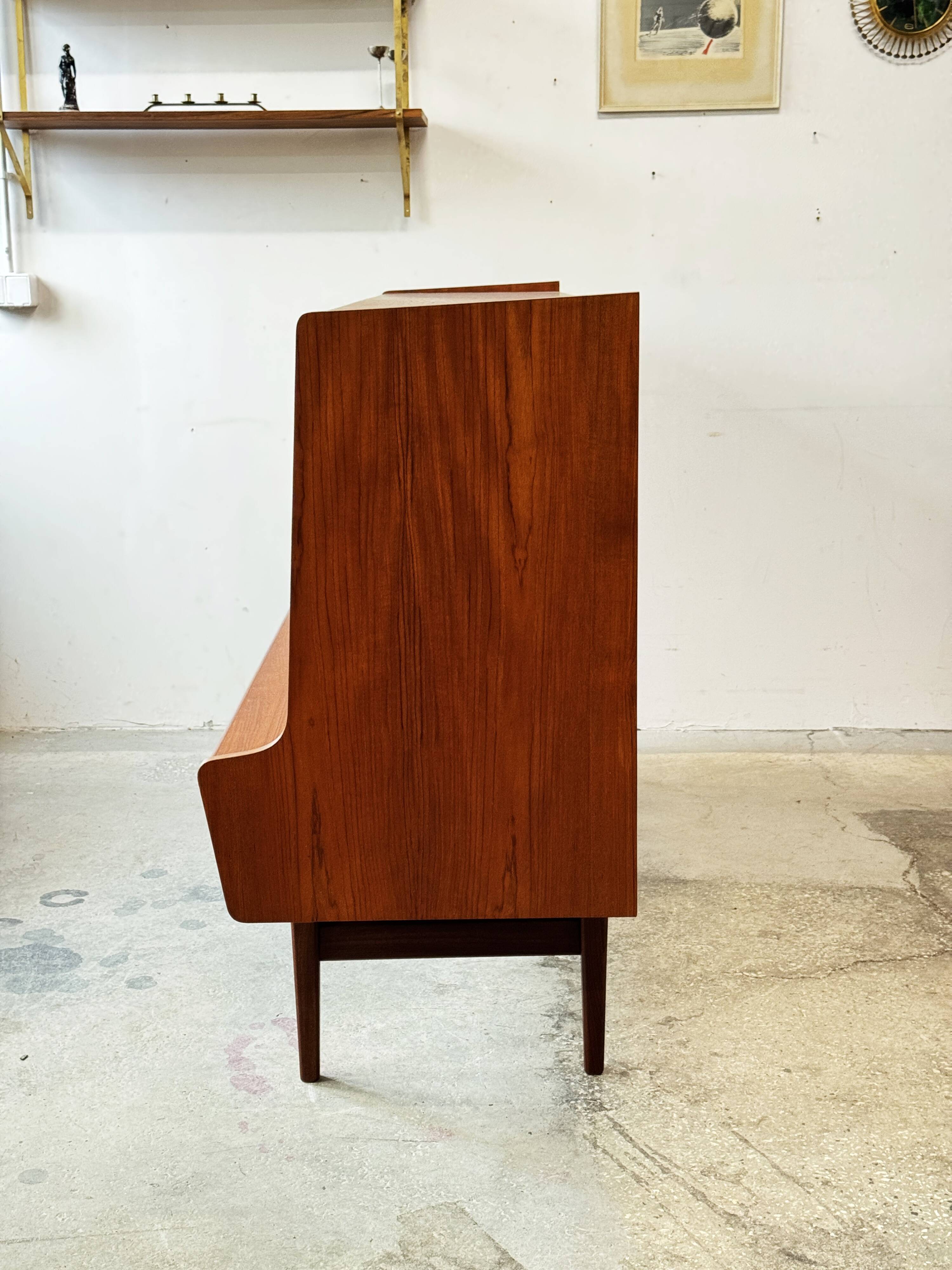 Teak Sideboard, Denmark 1960s/1970s, Mid-C Modern, Vintage