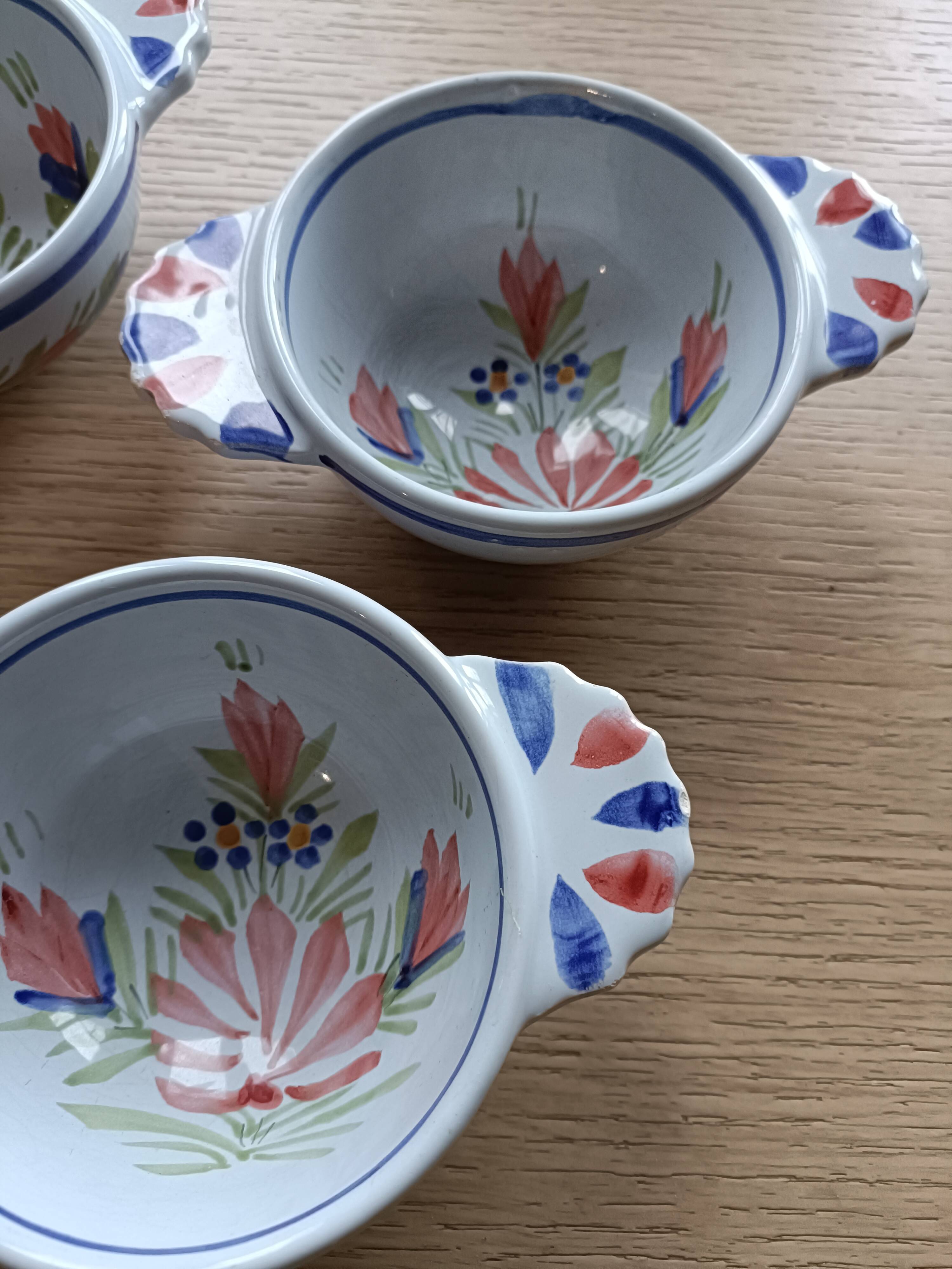 Set of three ear bowls H.B. Quimper