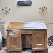 Bureau de pente en noyer d’époque directoire xviii eme siècle