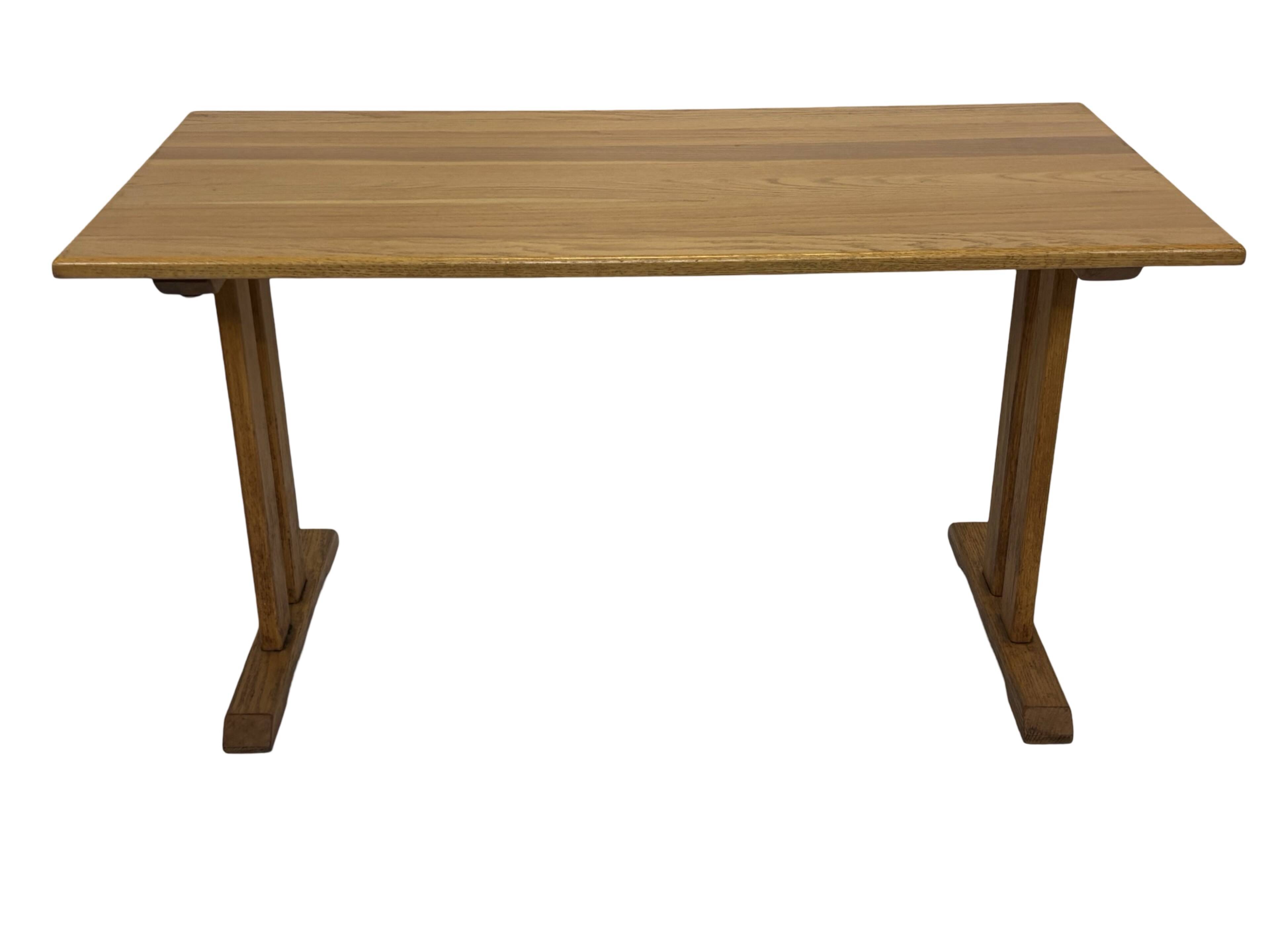 Vintage Shaker oak dining table with a minimalist design from the 1970s.