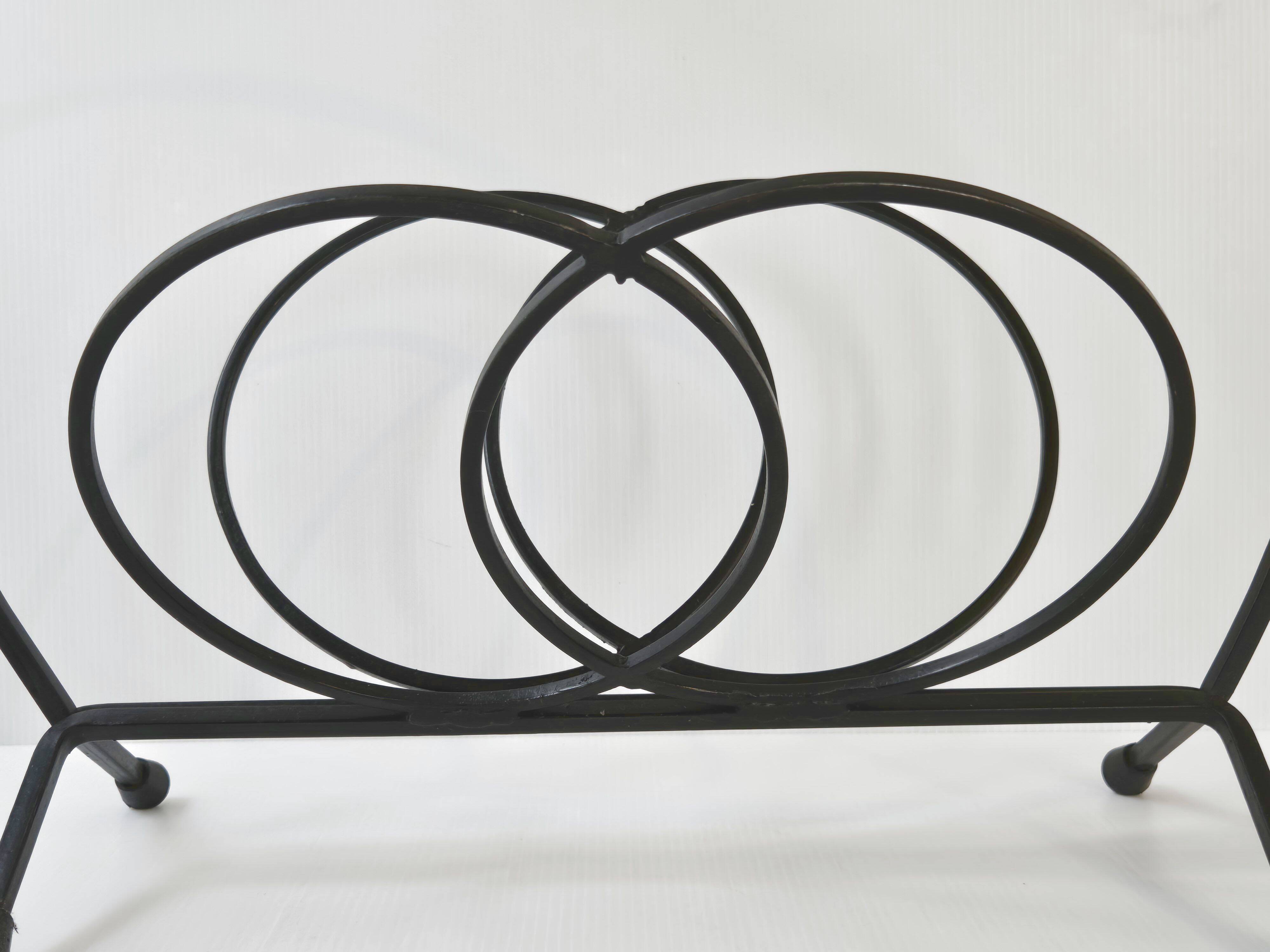 Vintage magazine rack 1950