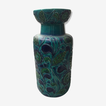 Ceramic vase