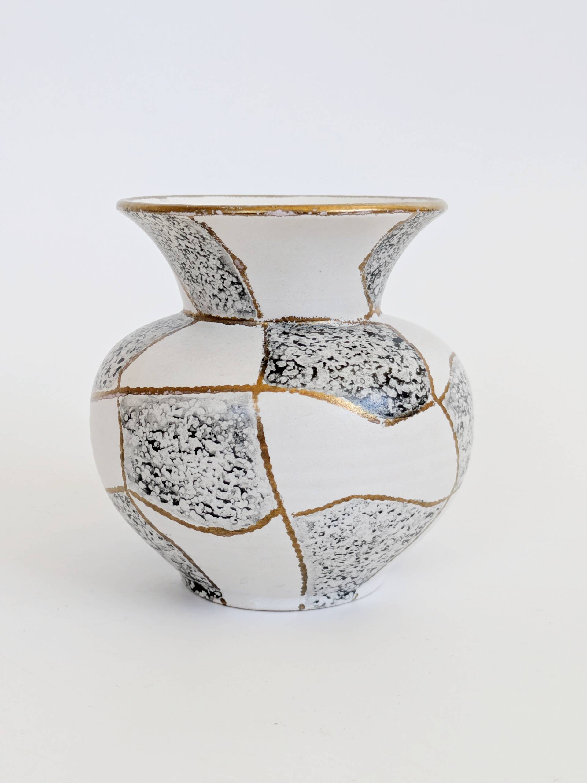 Midcentury German West Vase, Ü geometric black and white ceramic