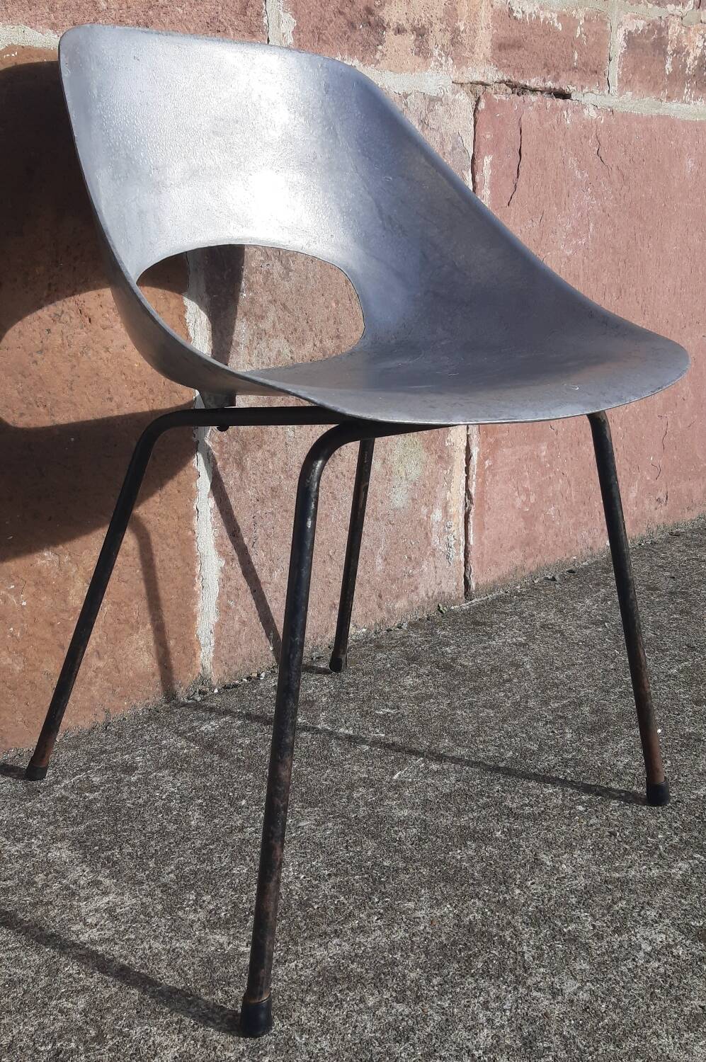 Chaise tulipe Pierre Guariche. (Edition Steiner, années 50)